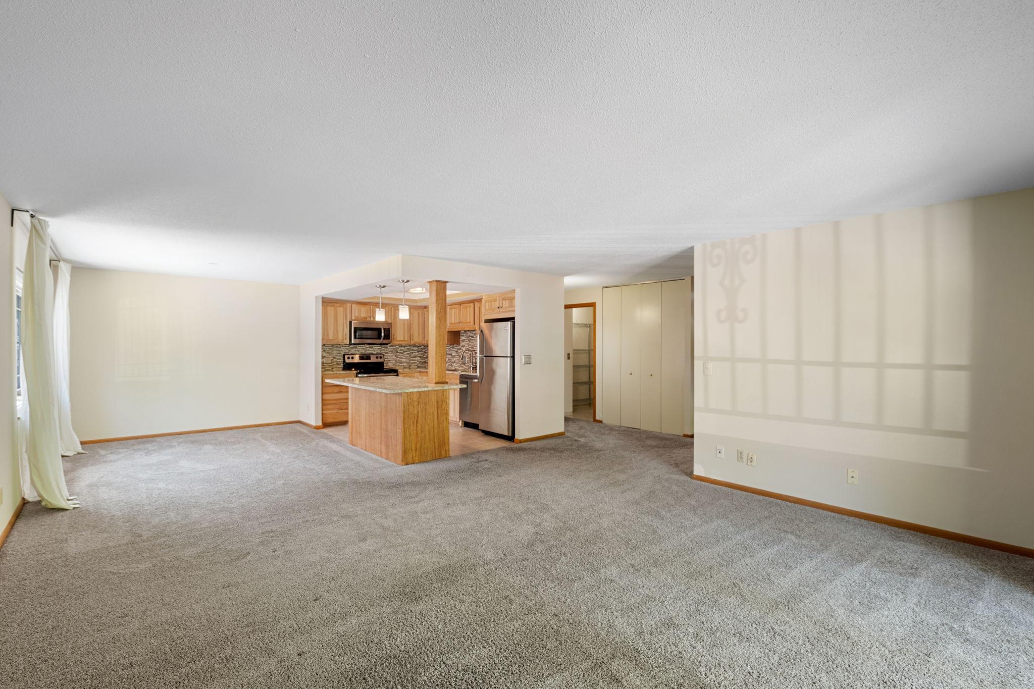 2885 Knox Avenue S 208