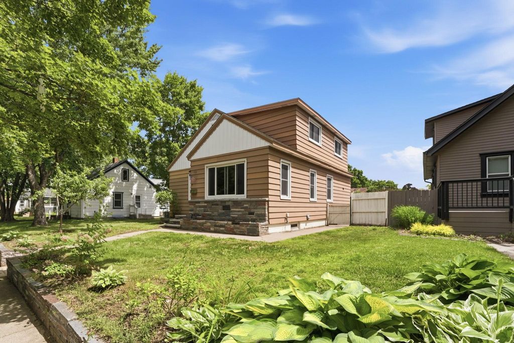 Photo of 108 21st Avenue N, Saint Cloud, MN 56303 (MLS # 7100838)