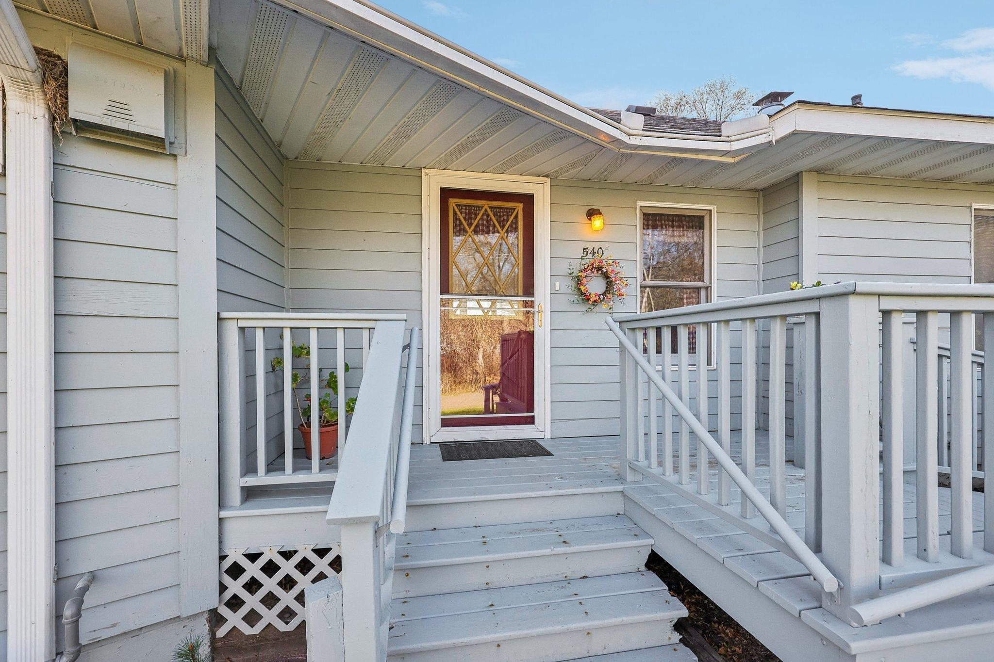 540 W Elm Street