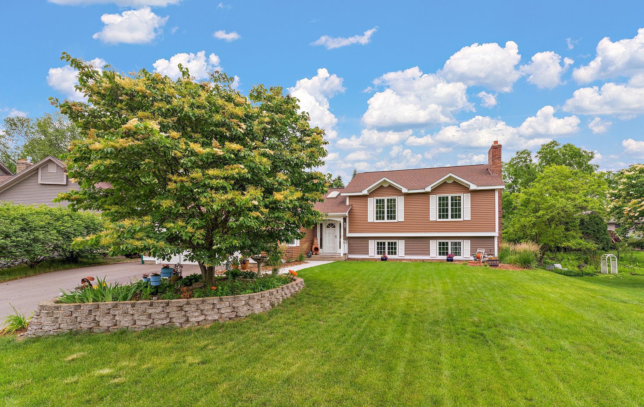 8944 Vincent Circle