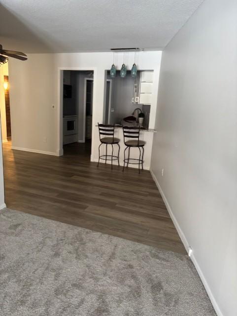 2690 Oxford Street N 209