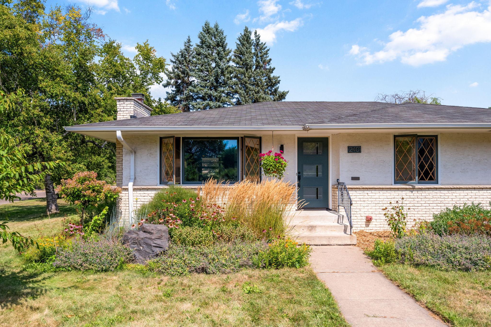2401 Saint Anthony Boulevard
