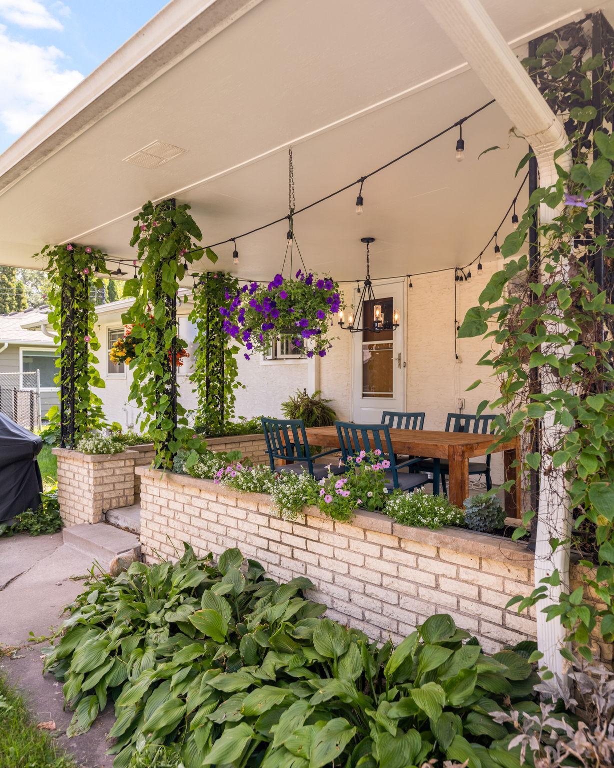2401 Saint Anthony Boulevard