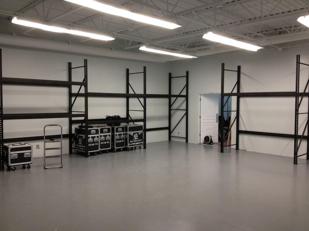 Photo of 2525 Nevada Avenue N, Golden Valley, MN 55427 (MLS # 7003675)