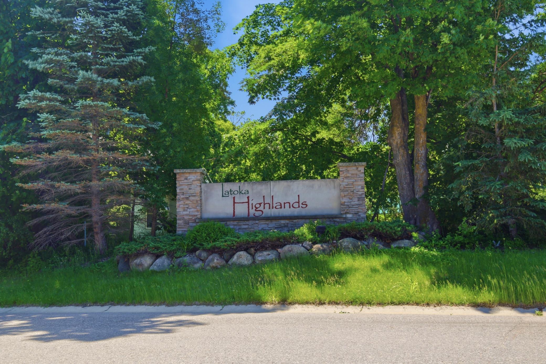 2361 Highland Trail SW