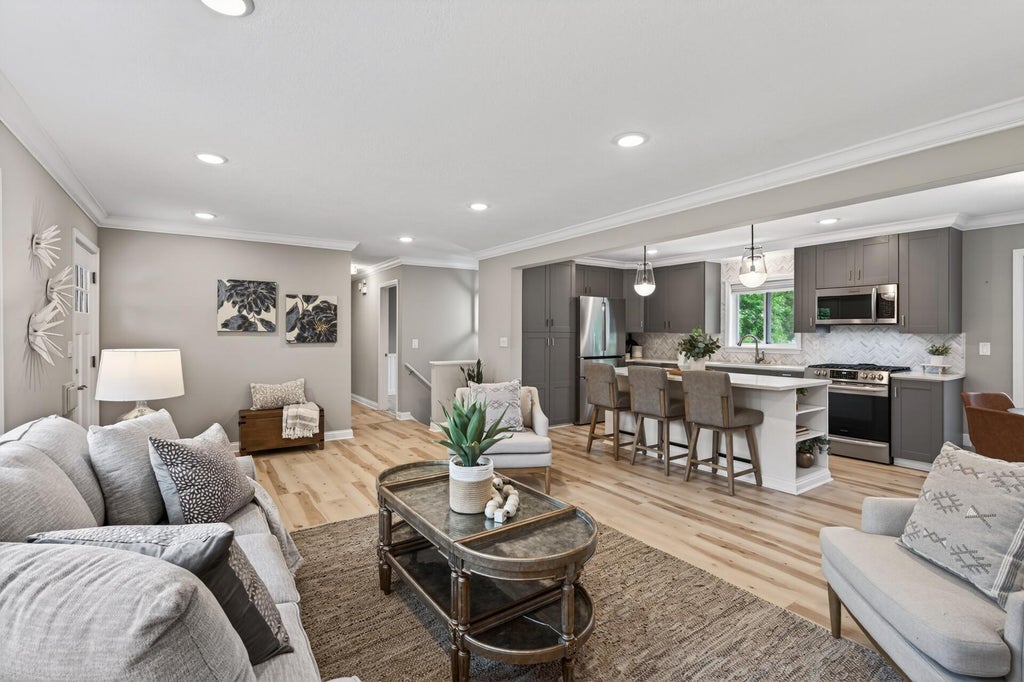 Photo of 6037 York Avenue S, Edina, MN 55410 (MLS # 7080931)