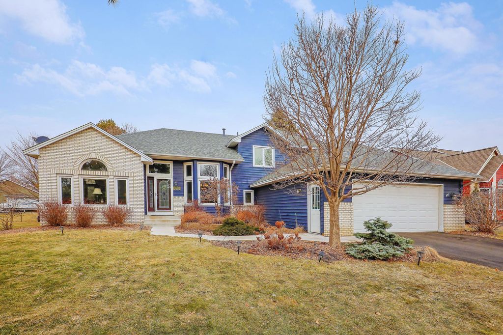 Photo of 9113 Barrington Terrace, Brooklyn Park, MN 55443 (MLS # 7024485)