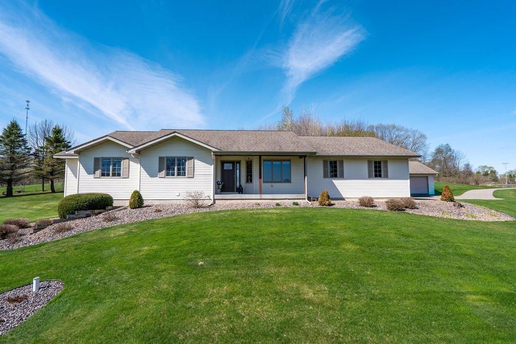 Photo of E5008 County Road BB, Menomonie, WI 54751 (MLS # 7064250)