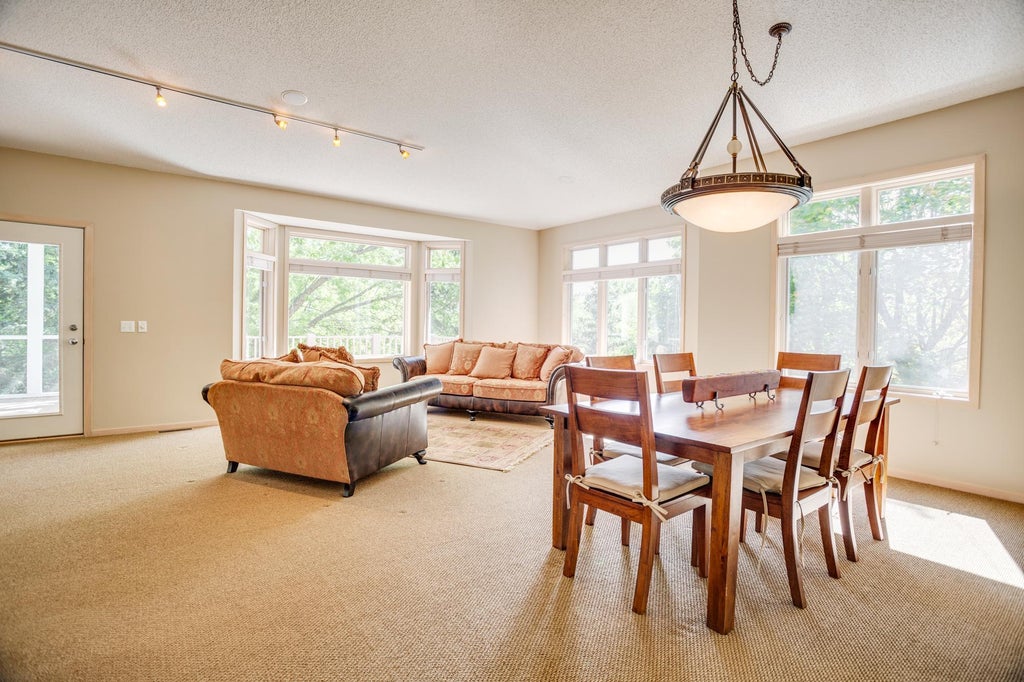 Photo of 7089 Crowne Oak Road, Eden Prairie, MN 55344 (MLS # 7142066)