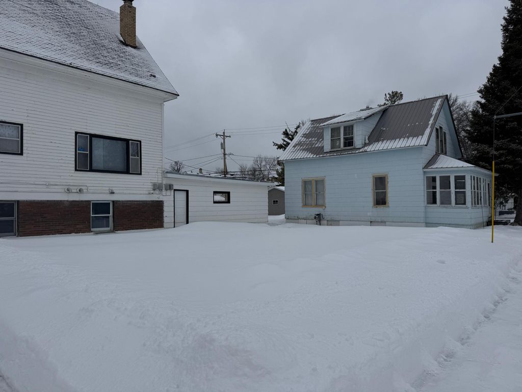 Photo of 516 7th Avenue, International Falls, MN 56649 (MLS # 7041697)