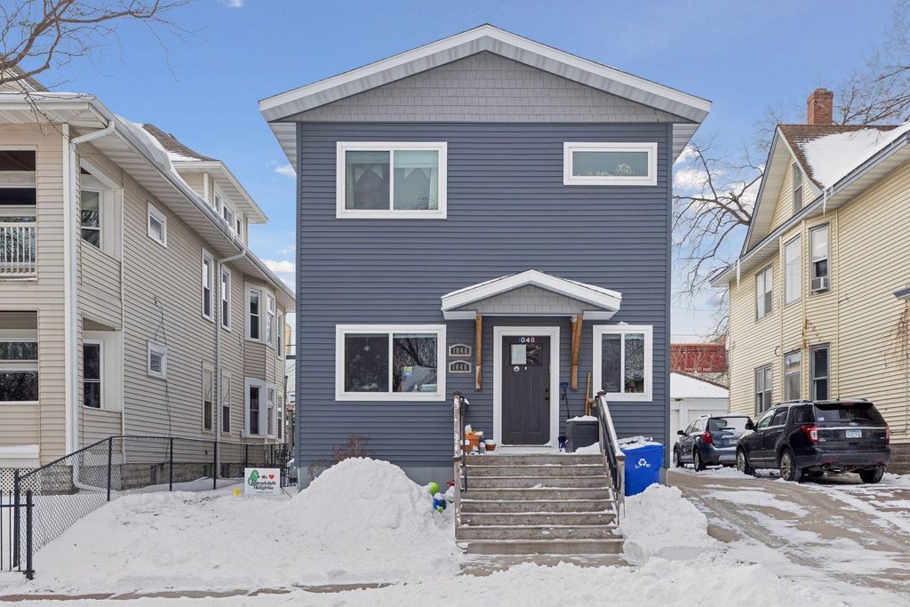 Photo of 1048 Dayton Avenue, Saint Paul, MN 55104 (MLS # 7035898)