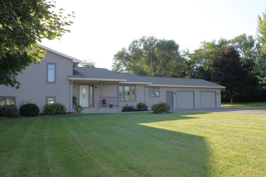 Photo of N8785 1020th Street, River Falls, WI 54022 (MLS # 7039806)