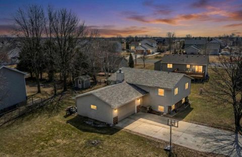 15720 Cicerone Path Rosemount MN 55068