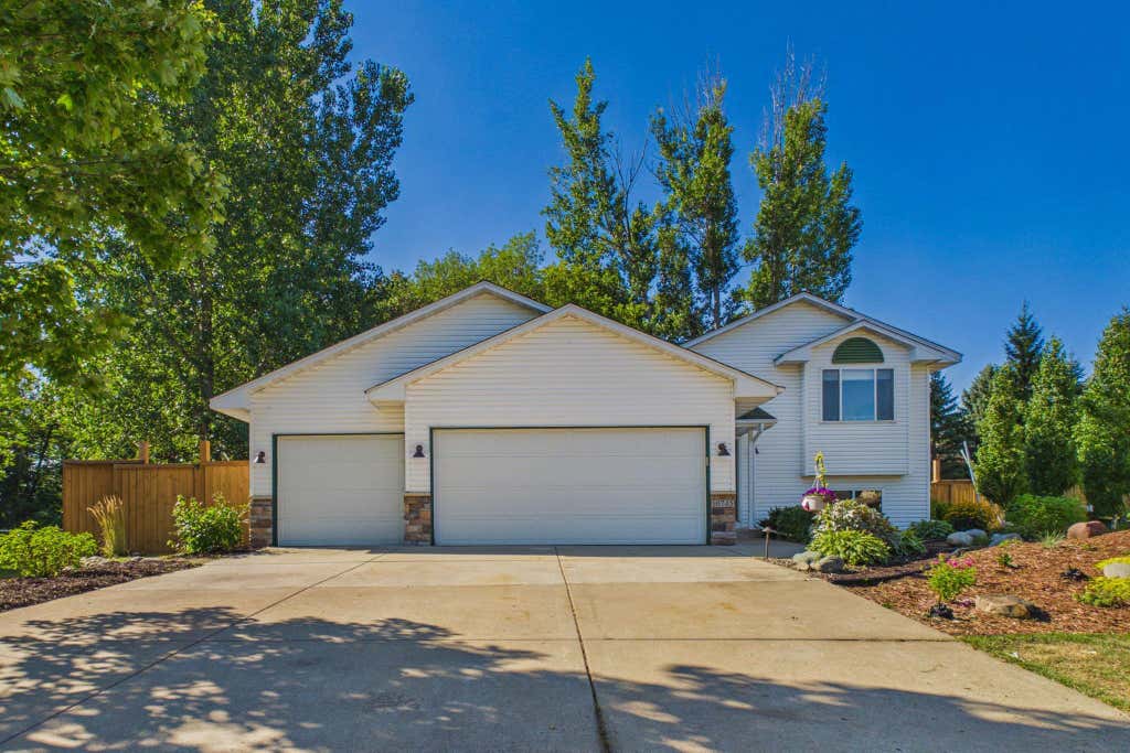 Photo of 10745 Matthew Drive, Chisago City, MN 55013 (MLS # 7121821)