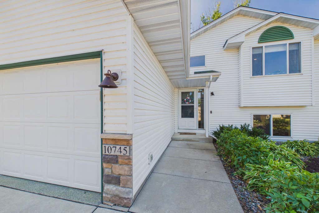 Photo of 10745 Matthew Drive, Chisago City, MN 55013 (MLS # 7121821)