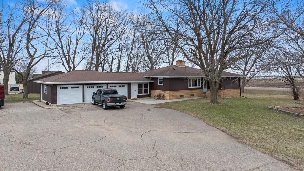 Photo of 2521 County Road 7, Marshall, MN 56258 (MLS # 7006792)