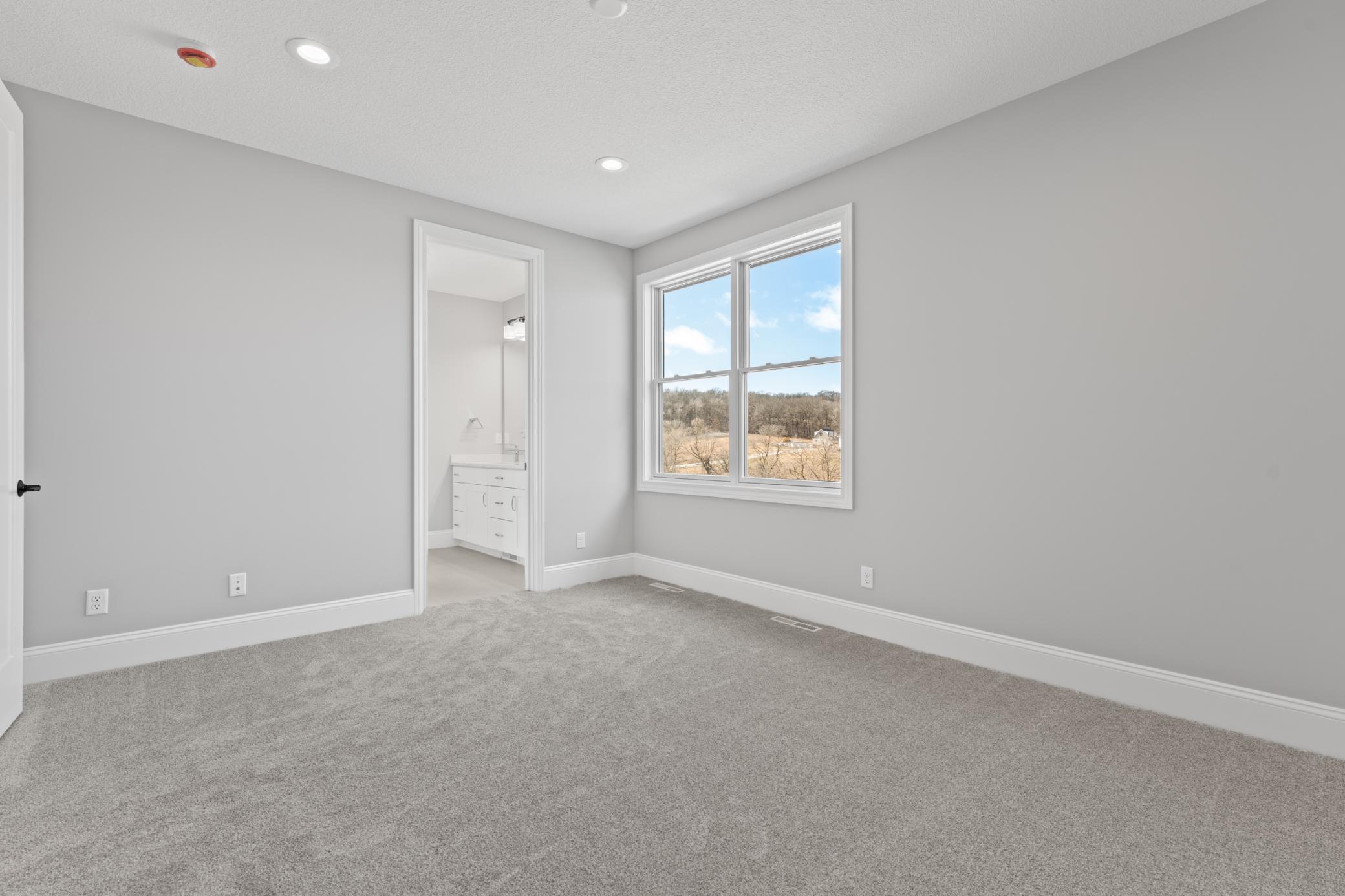 Rochester, Minnesota, 55902, United States, ,6 BathroomsBathrooms,Residential,Active,1770141