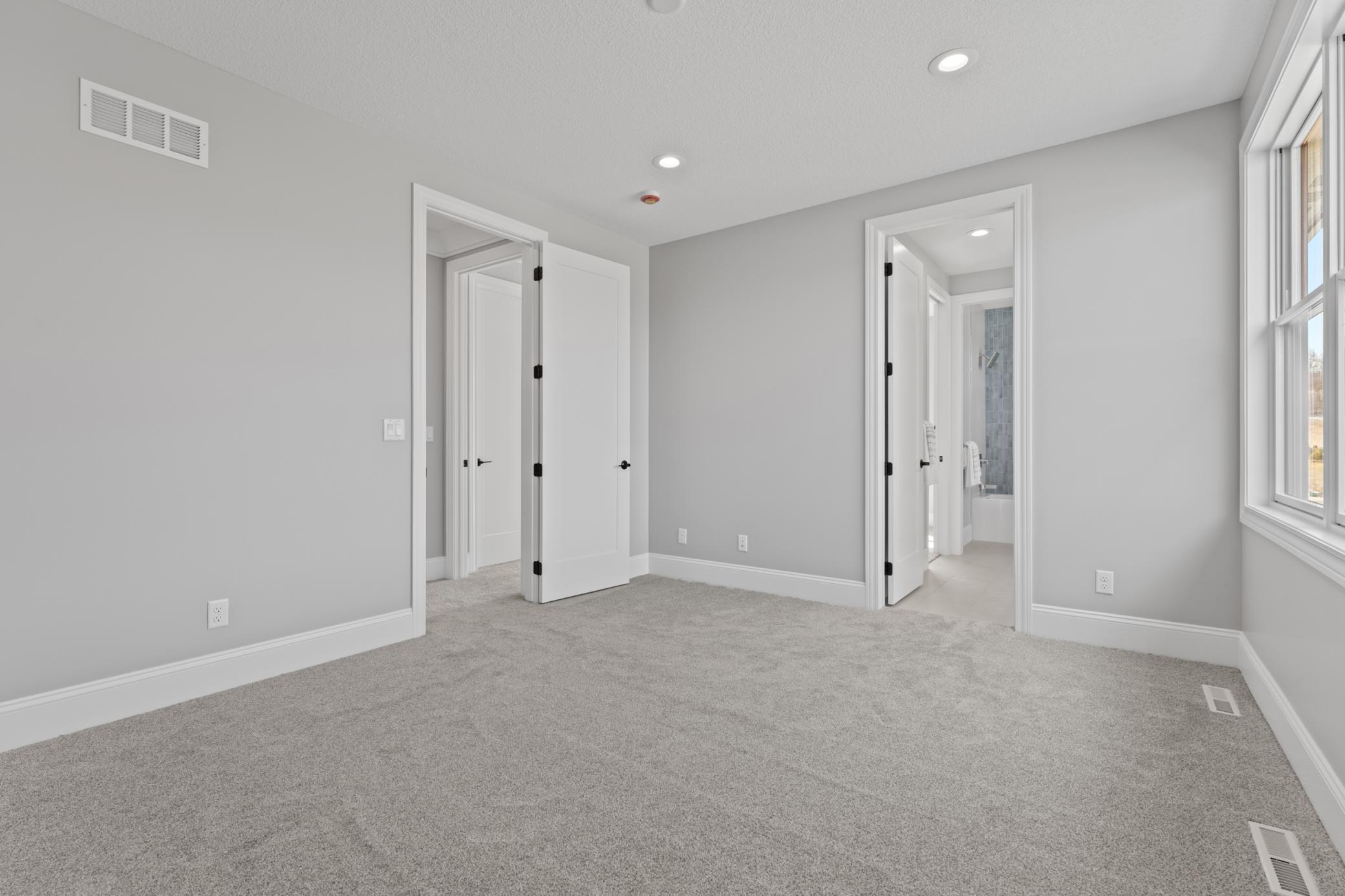 Rochester, Minnesota, 55902, United States, ,6 BathroomsBathrooms,Residential,Active,1770141
