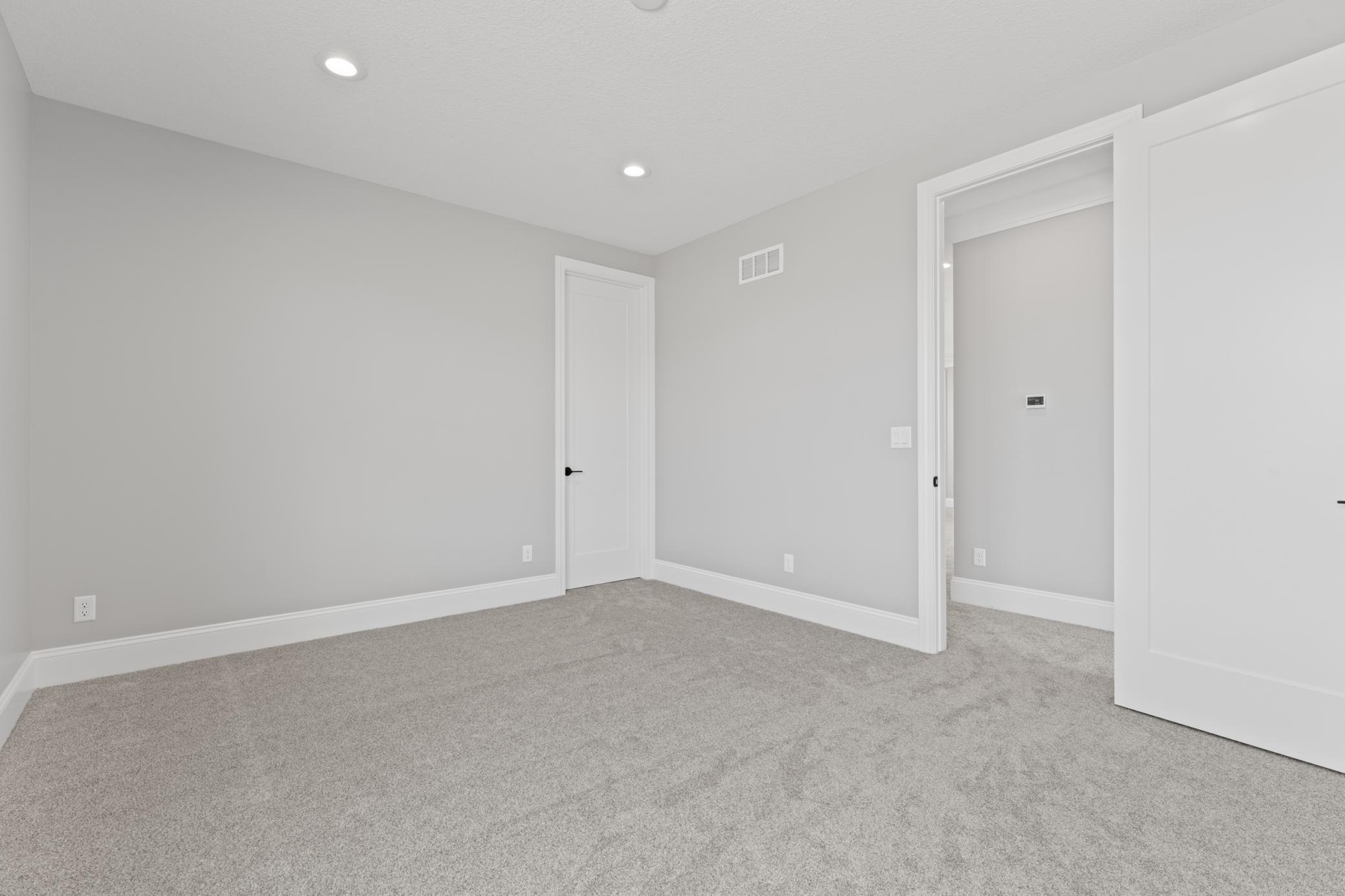 Rochester, Minnesota, 55902, United States, ,6 BathroomsBathrooms,Residential,Active,1770141