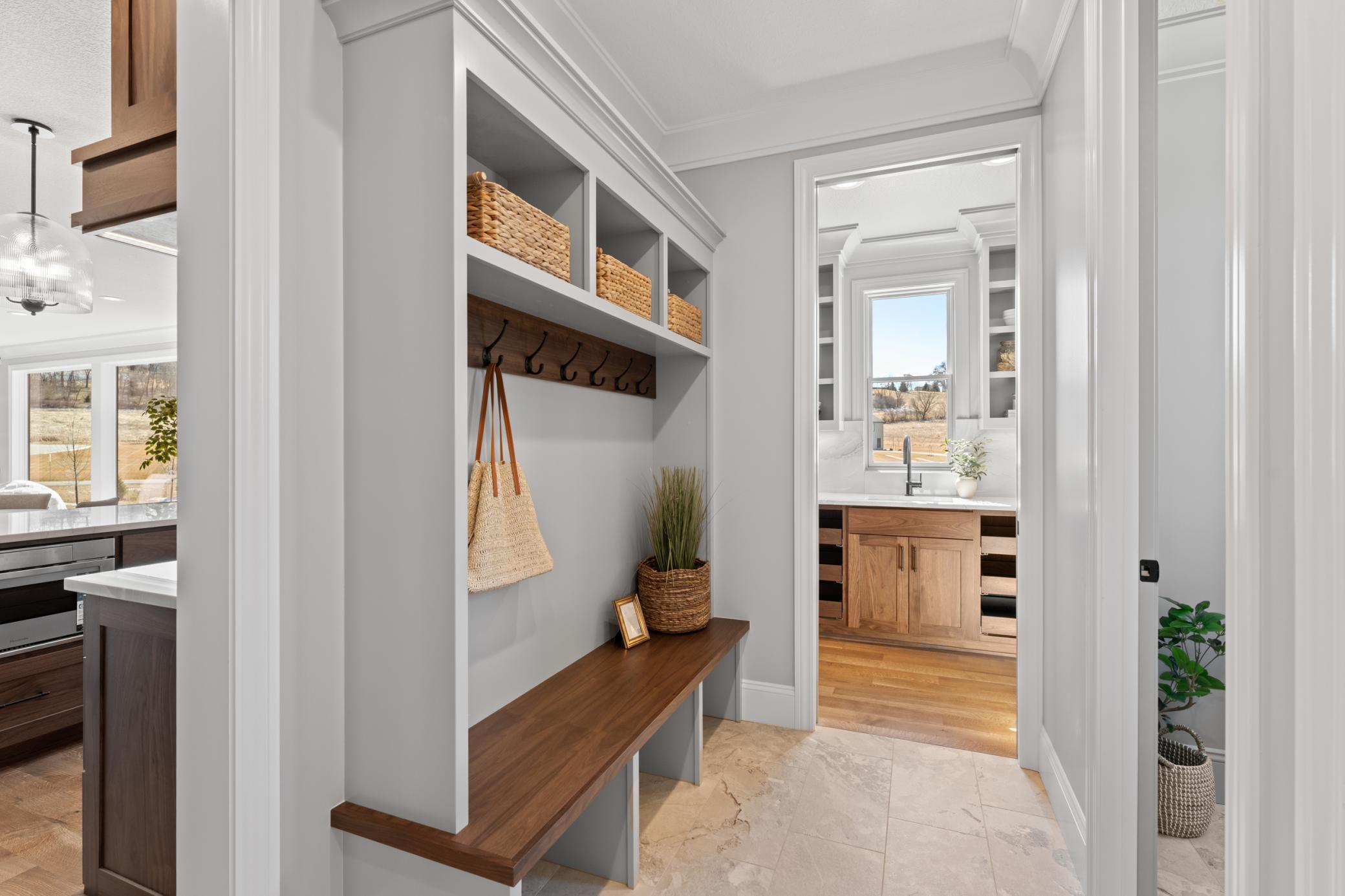 Rochester, Minnesota, 55902, United States, ,6 BathroomsBathrooms,Residential,Active,1770141