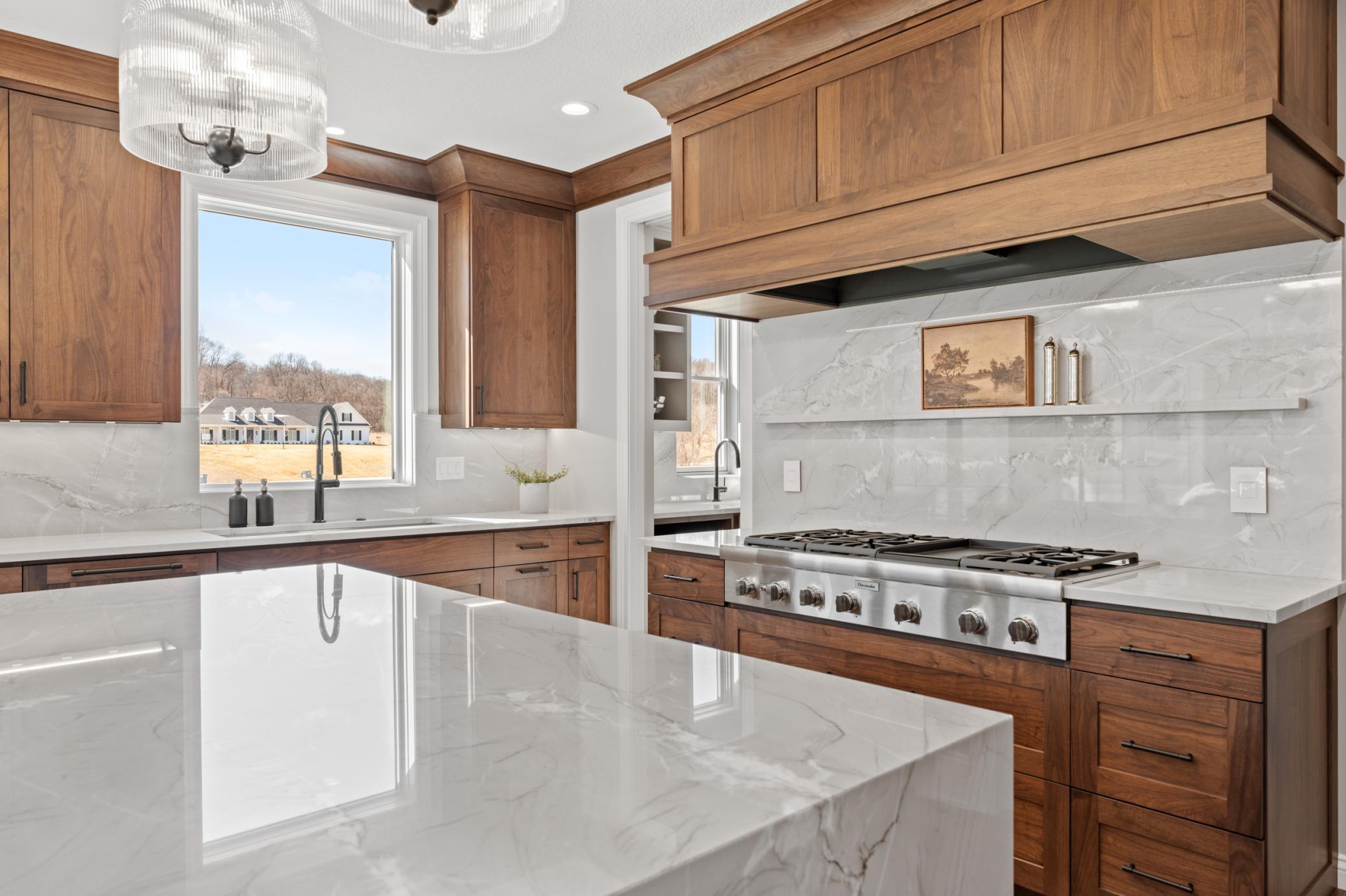 Rochester, Minnesota, 55902, United States, ,6 BathroomsBathrooms,Residential,Active,1770141