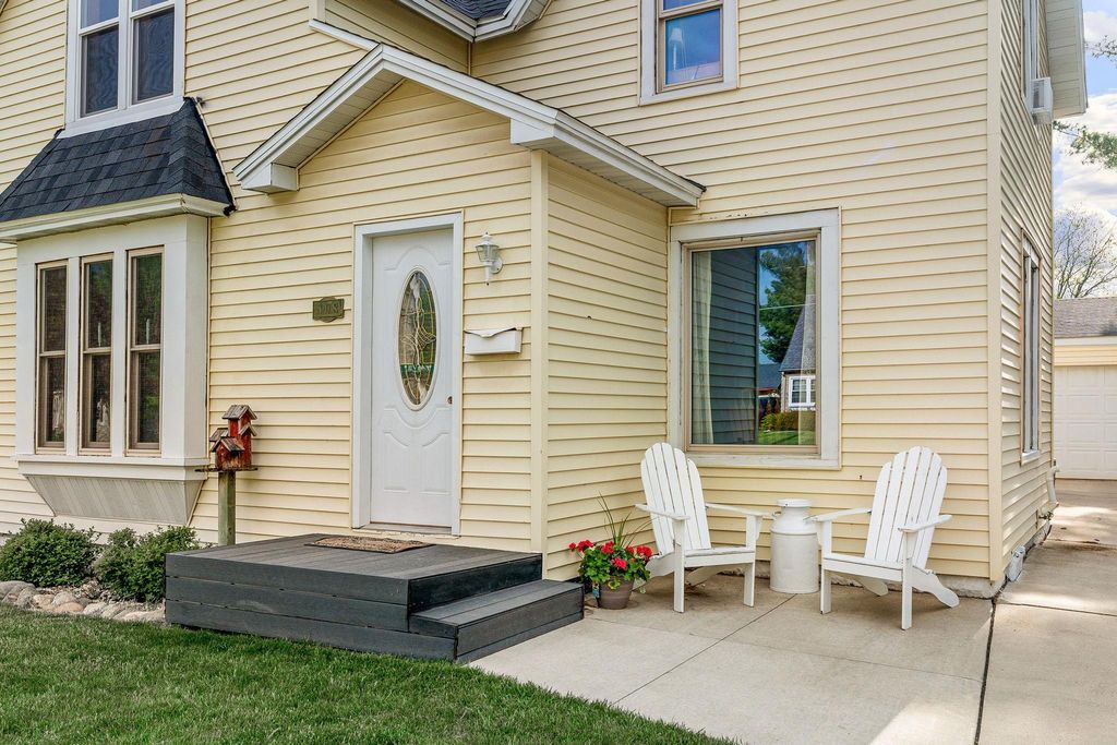 Photo of 108 14th Street SE, Austin, MN 55912 (MLS # 7075574)