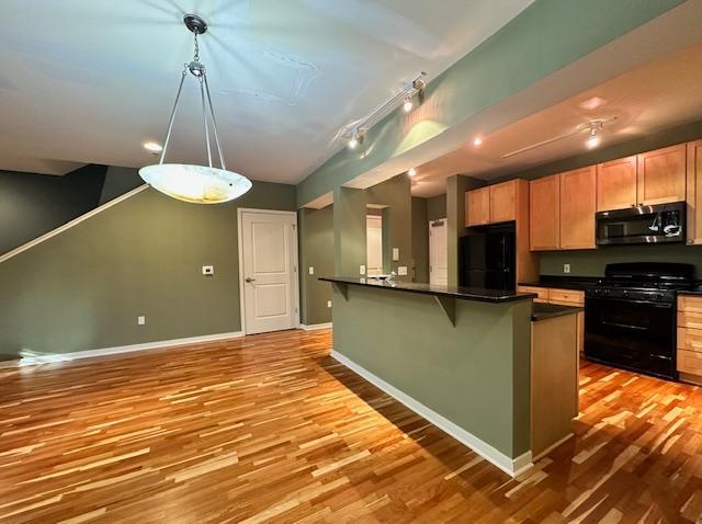232 8th Street E 232