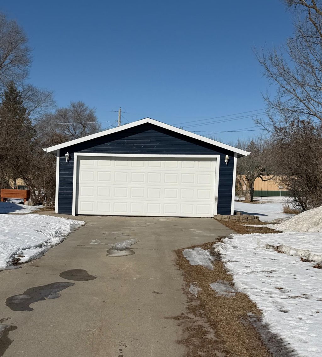 Photo of 547 3rd Avenue NW, Perham, MN 56573 (MLS # 7029028)