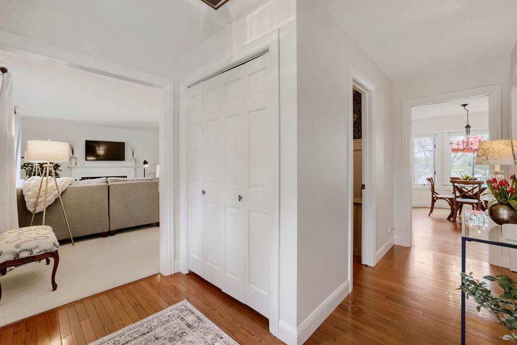 1085 Oak Circle
