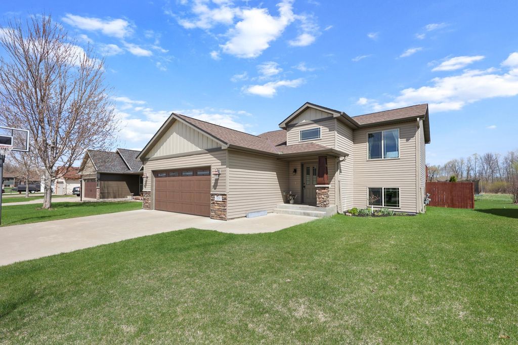 Photo of 508 22nd Avenue N, Sartell, MN 56377 (MLS # 7064393)