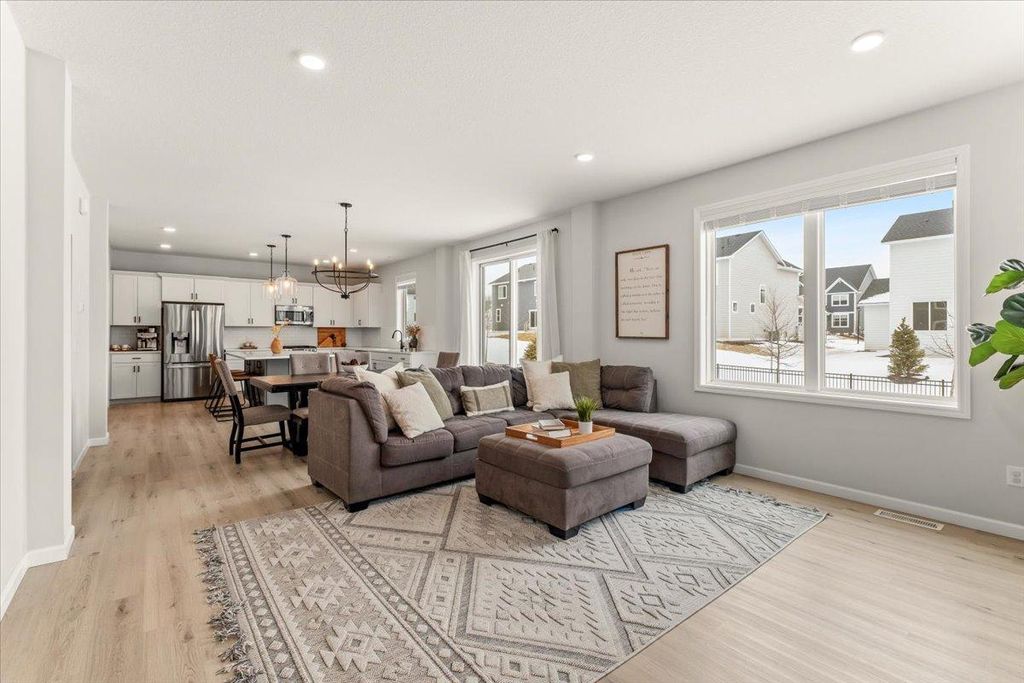 Photo of 5121 Coronado Drive, Woodbury, MN 55129 (MLS # 7012664)