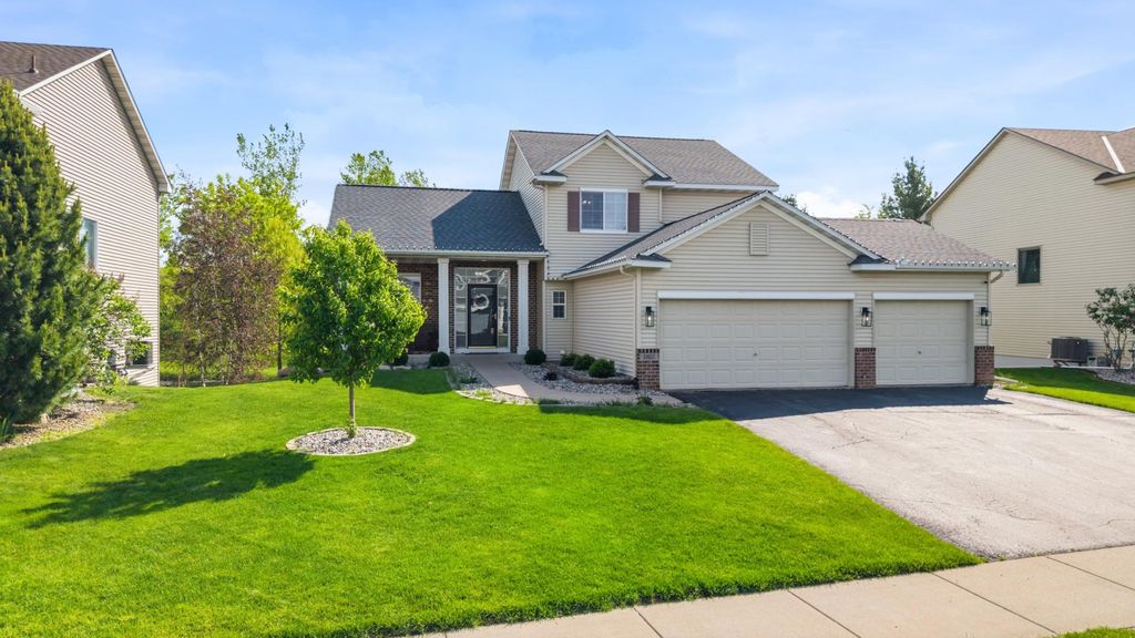 Photo of 1857 Wyndam Drive, Shakopee, MN 55379 (MLS # 7081641)