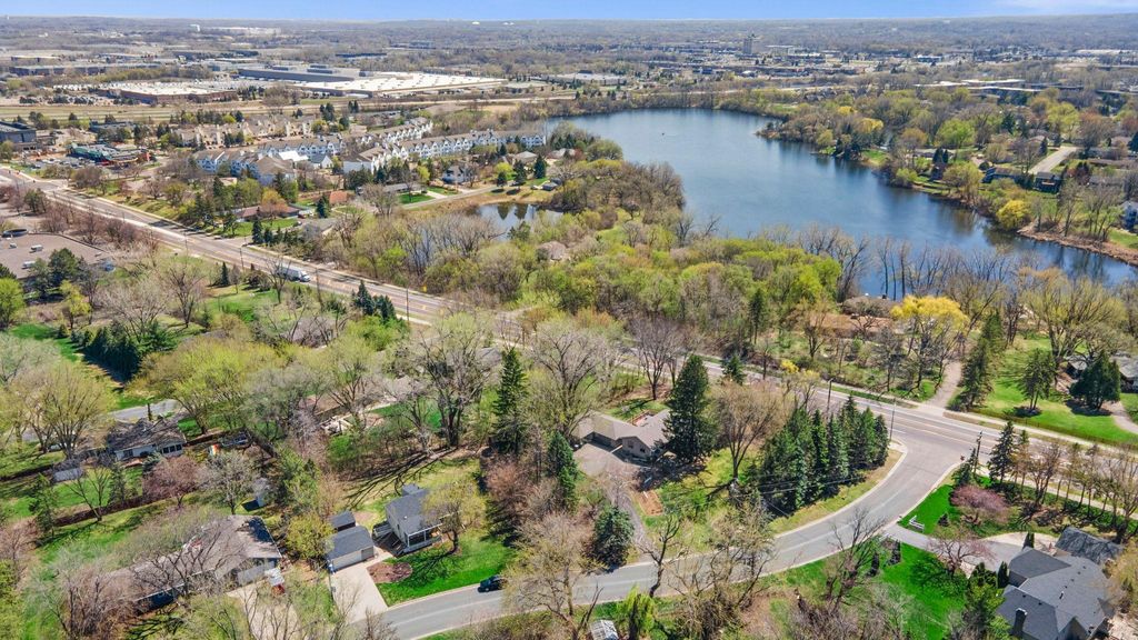 Photo of 2998 Burnside Avenue, Eagan, MN 55121 (MLS # 7061521)