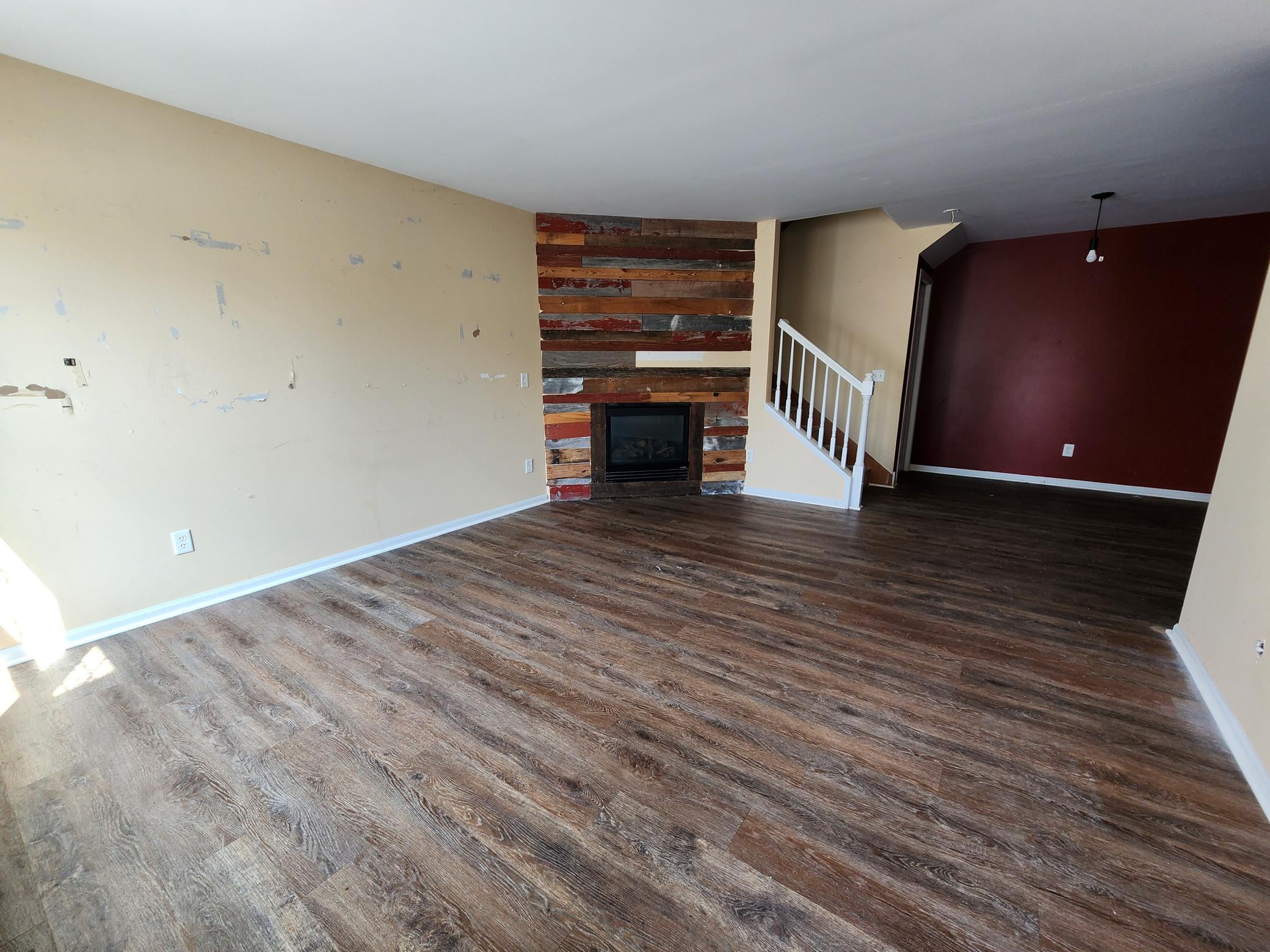 5010 149th Street N 4