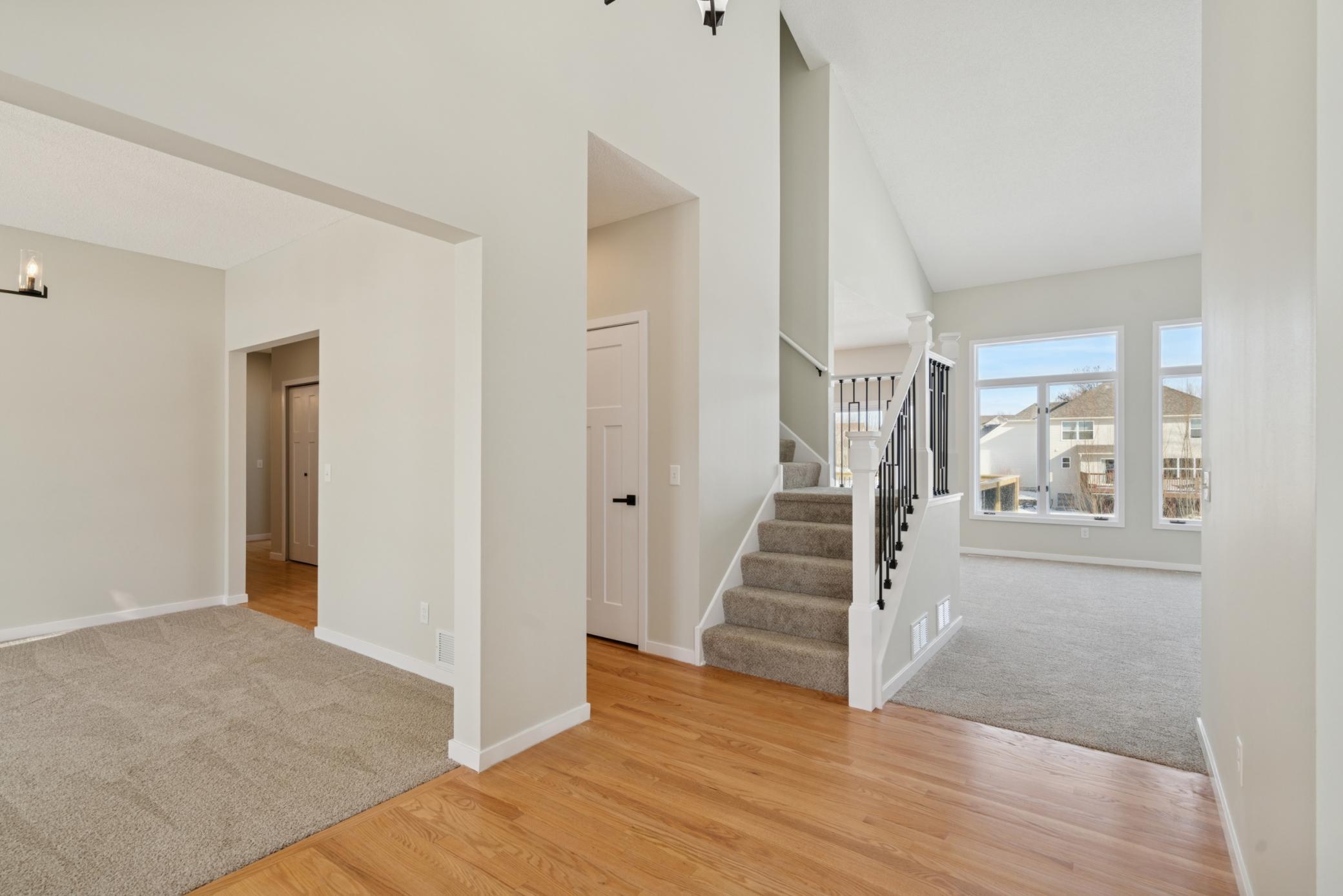 17714 Hillwood Avenue