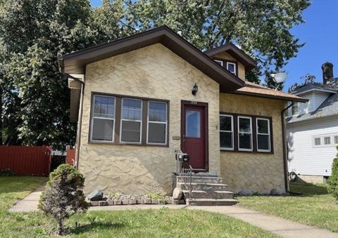 1283 Rice Street Saint Paul MN 55117