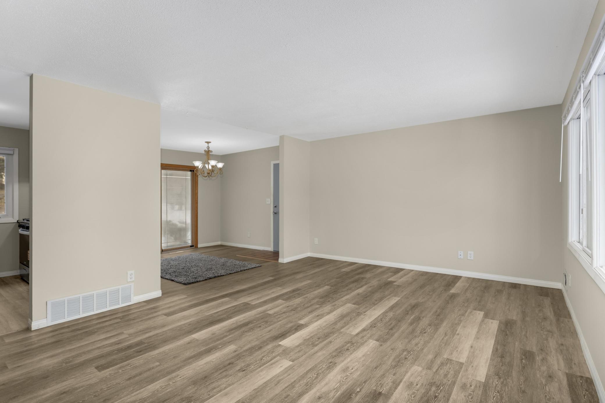 3958 Riverton Avenue