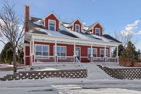 1631 Summit Hill Eagan MN 55122