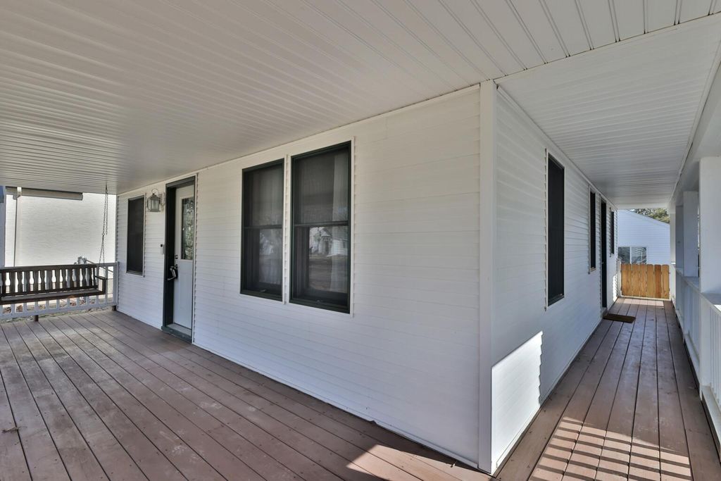 Photo of 1522 Maywood Street, Saint Paul, MN 55117 (MLS # 7036718)