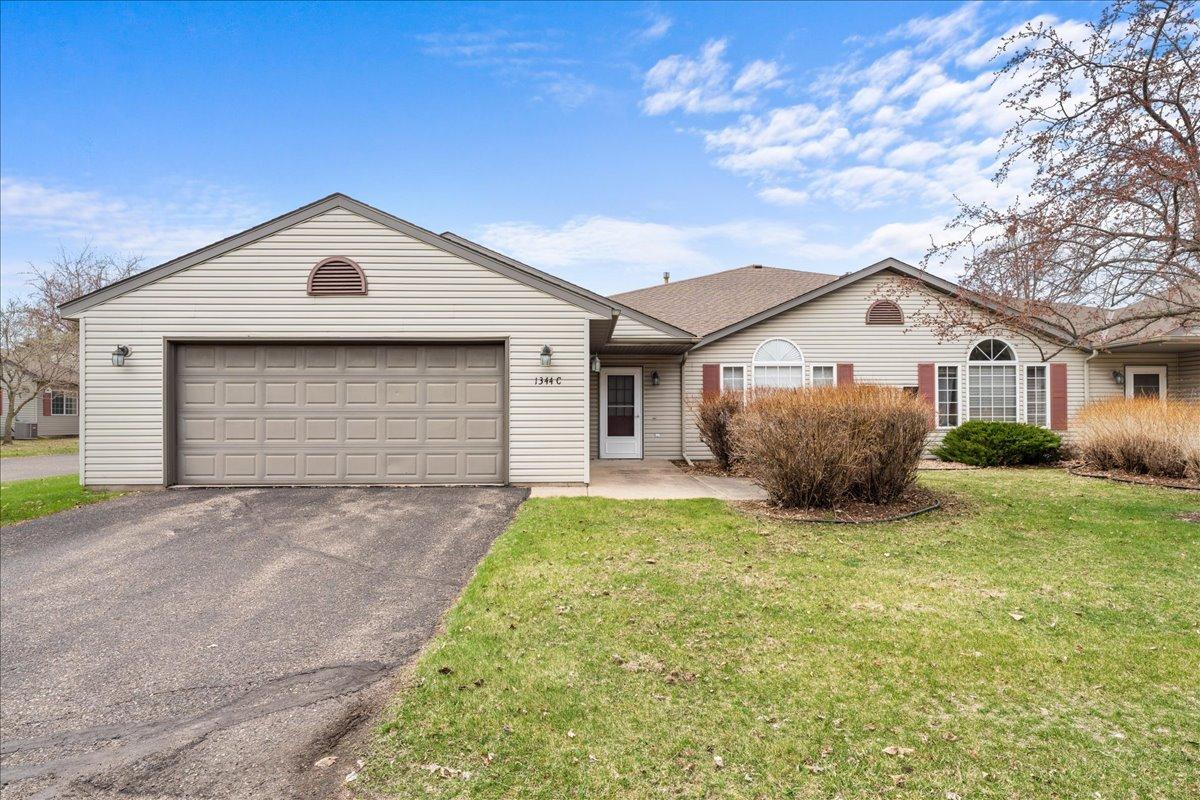 1344 Carriage Drive 1344C