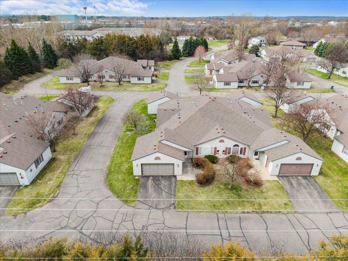1344 Carriage Drive 1344C