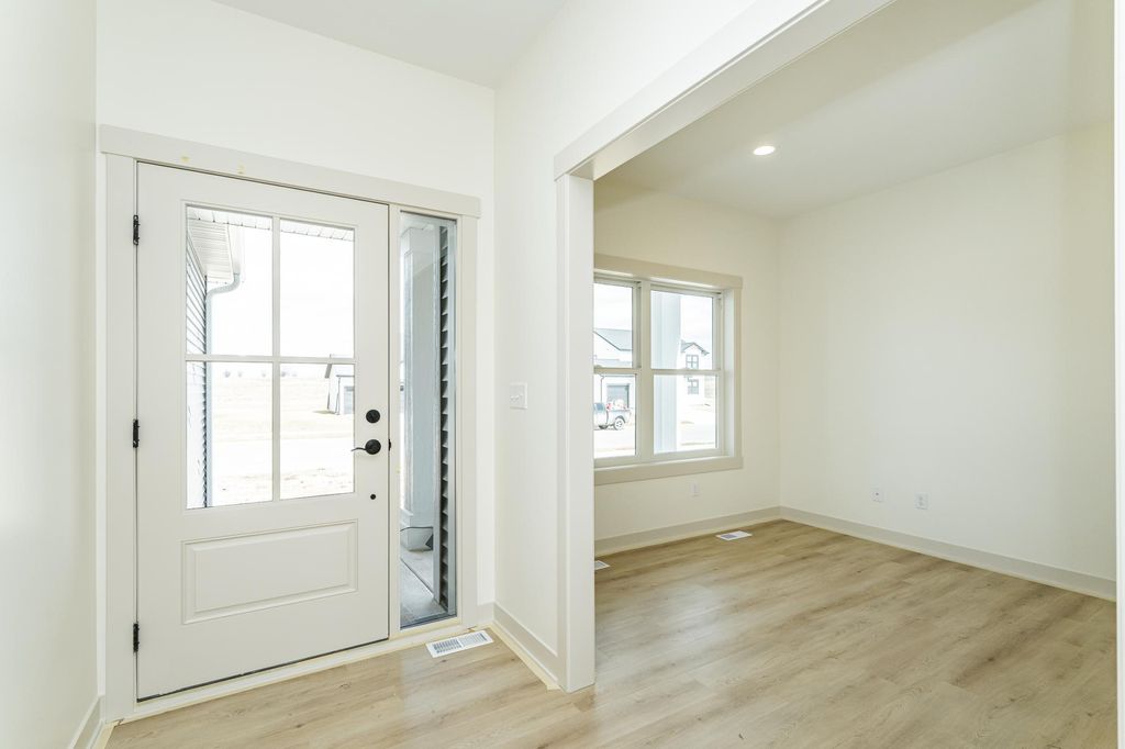 Photo of 3435 NE Stonehedge Drive NE, Rochester, MN 55902 (MLS # 7044096)