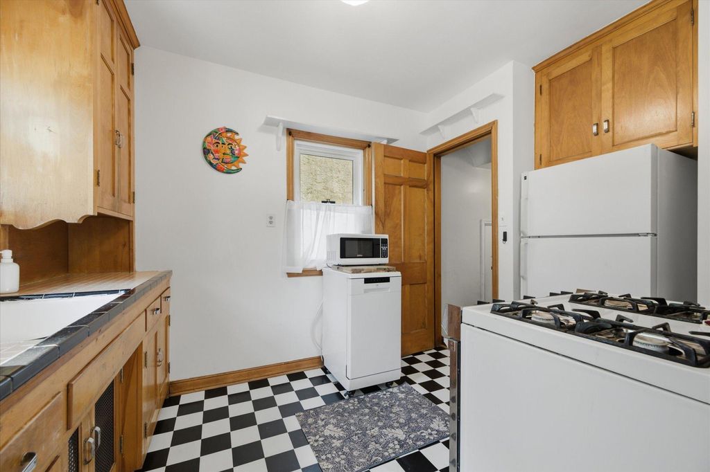 Photo of 4354 Sheridan Avenue N, Minneapolis, MN 55412 (MLS # 7083626)