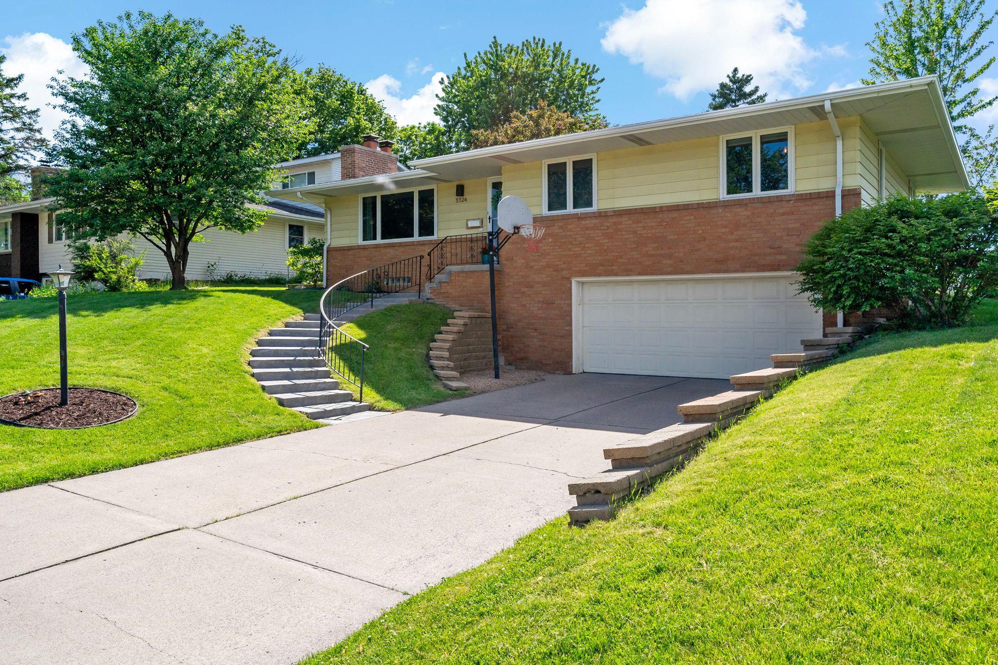 3324 Skycroft Drive