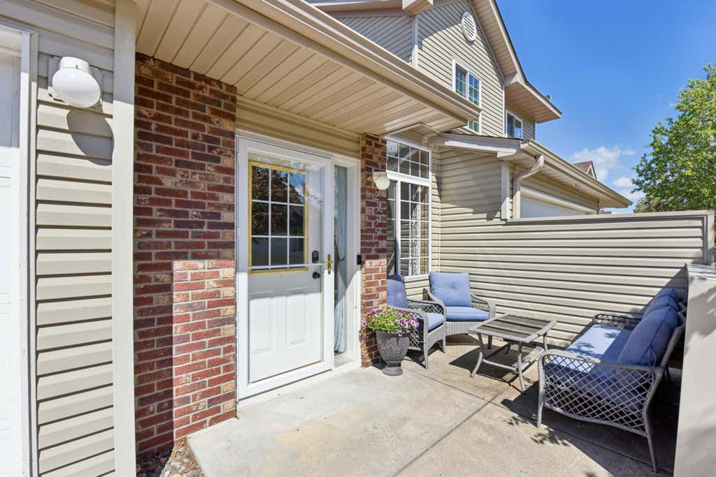Photo of 2335 Oakridge Circle, Hudson, WI 54016 (MLS # 7122515)
