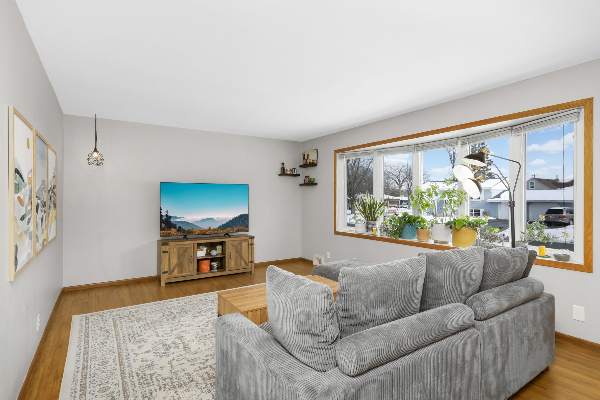 4957 Virginia Avenue N