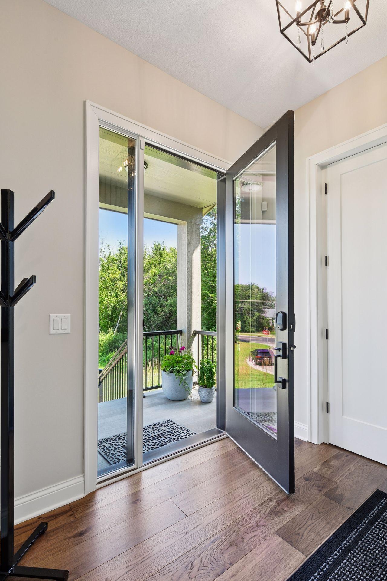 4725 Linden Cove Lane