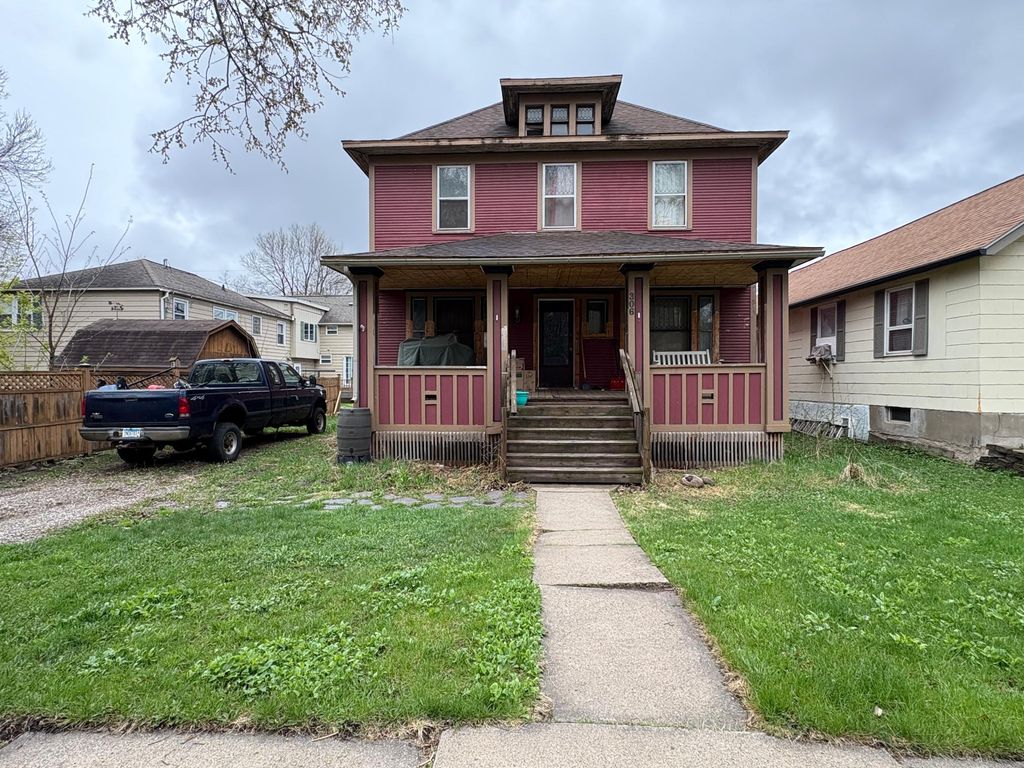 Photo of 306 7th St S ST, Virginia, MN 55792 (MLS # 7094167)