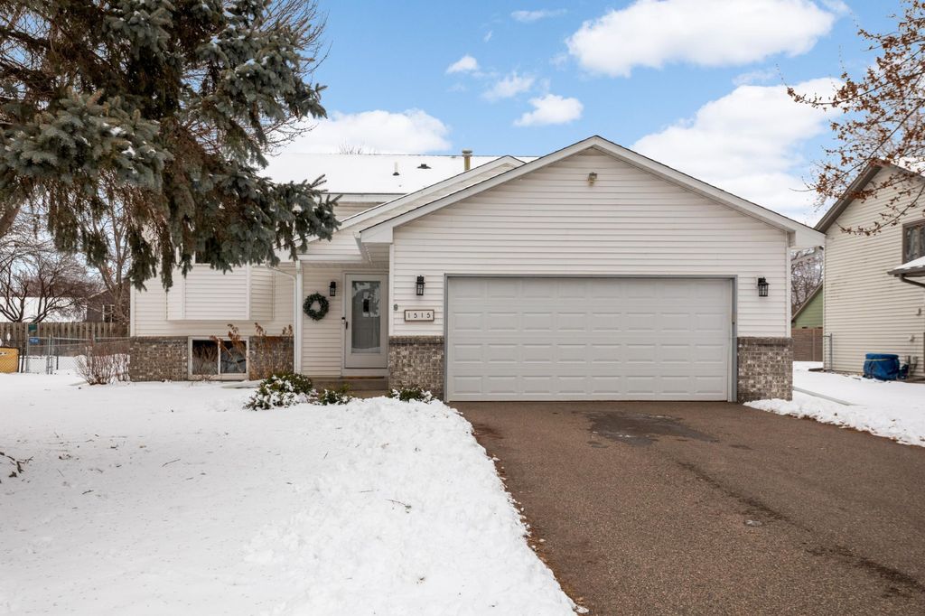 Photo of 1515 Benson Boulevard W, Stillwater, MN 55082 (MLS # 7024812)