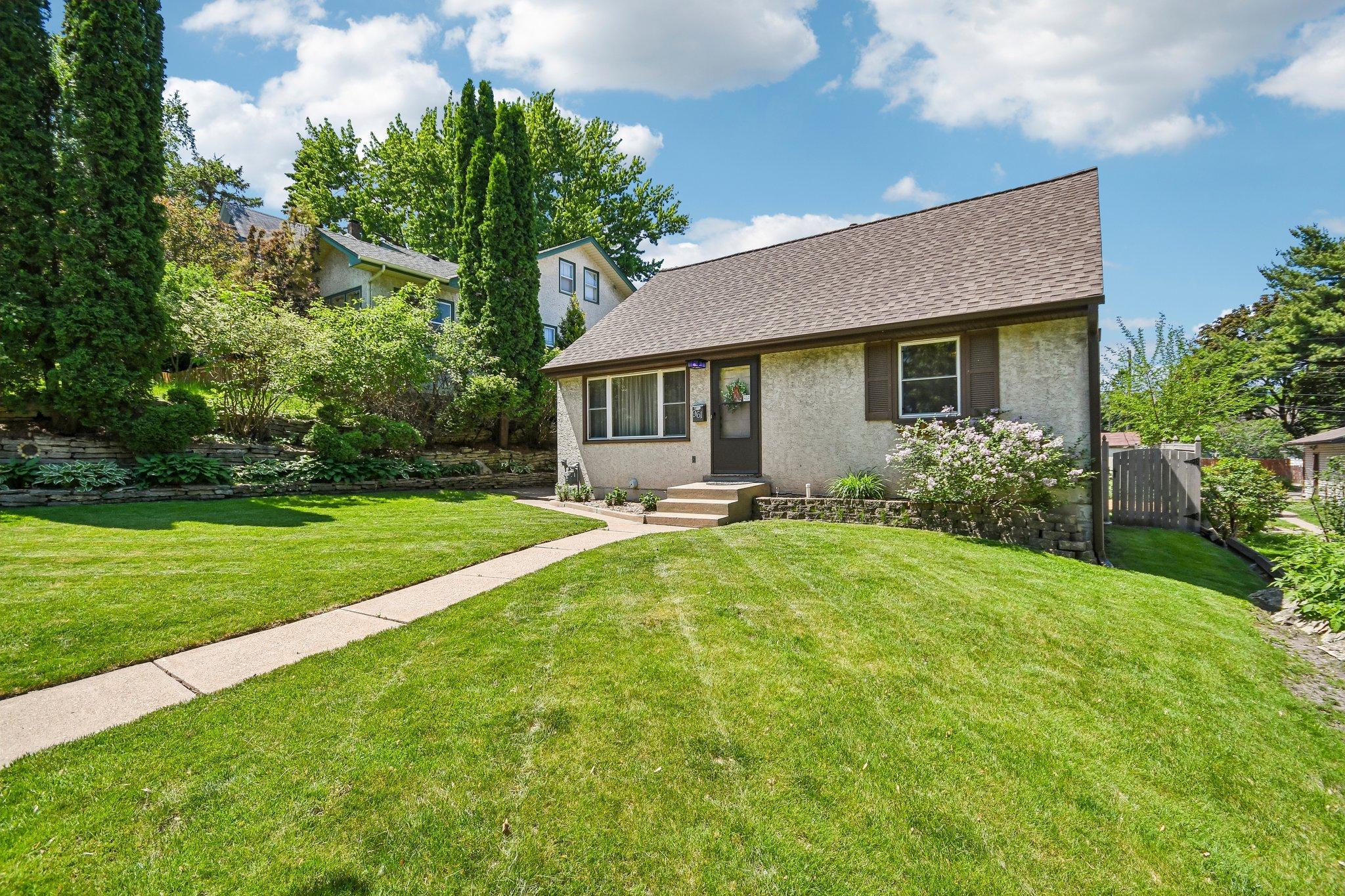 961 Livingston Avenue